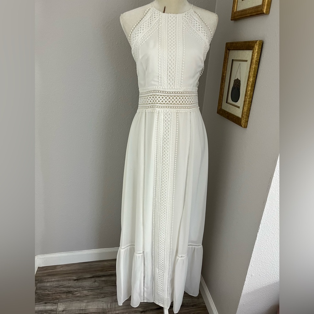 Belle Badgley Mischka Designer White Dress